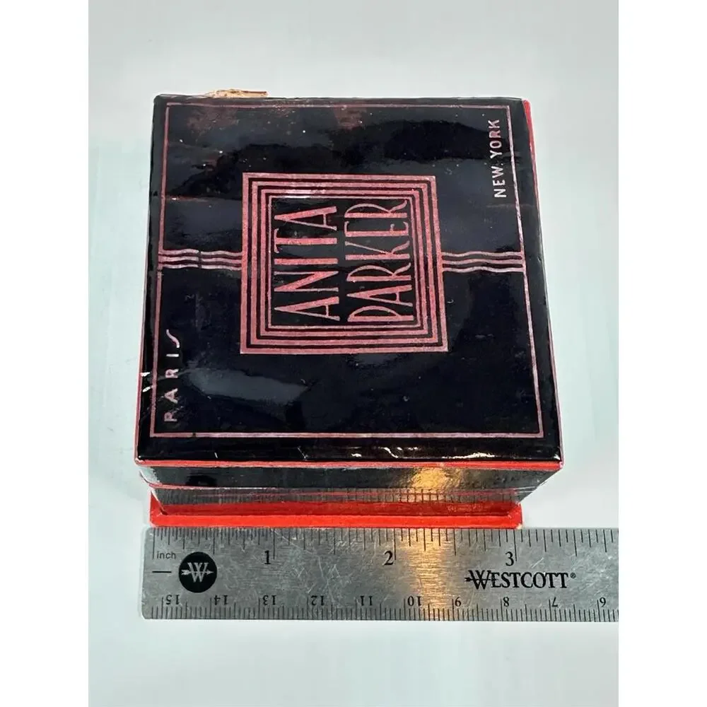 Vintage Anita Parker Paris New York Illusion Makeup Face‎ Powder Never Opened